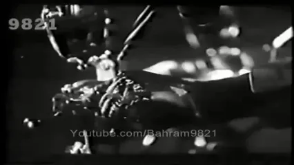 فیلم آواز باشکوه؛ حمیده خیرآبادی در فیلم رضا موتوری با آهنگ فرهاد مهراد / مثل یه کوه٬ بلند.. ! + موزیک ویدیو