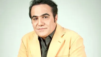 آوازخوانی چنگیز حبیبیان در مراسم مادر شهره سلطانی