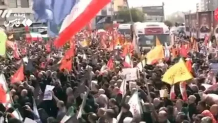 شعار مرگ بر آمریکا در میدان انقلاب طنین‌انداز شد