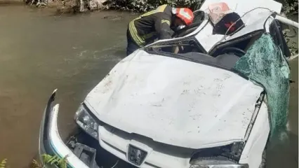 سقوط وحشتناک پژو پارس در نزدیکی مرزن آباد