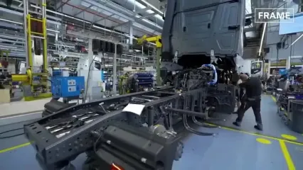 ببینید؛ نگاهی به خطوط تولید دو کامیون محبوب؛ دایملر Actros و ولوو FH