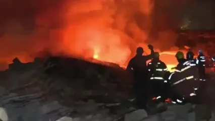 آتش‌سوزی بزرگ در قلب باکو / مقامات واکنش نشان دادند