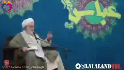 فیلم قرائتی: من سه قلعه رو فتح کردم با سه تا خنده ... رفتم پیش آیت الله اتاق بگیرم بهم اتاق ندادن گفتن ریش نداری.. خندوندمش با این خنده قانون عمامه و ریش رفت هوا..