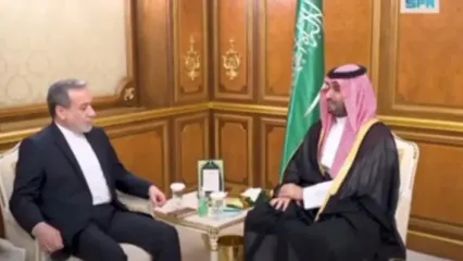 دیدار عراقچی با محمد بن سلمان ولیعهد عربستان سعودی