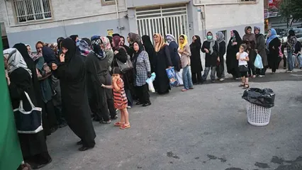ویدئو جالب از نذری متفاوت میبدی‌ها به مردم