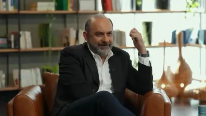دکتر وحدتی‌نسب به ایرانی‌ها چه می‌گوید؟ / دو راهکار کلیدی در روزهای حساس آتش‌بس