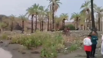 بارندگی شدید در قلعه‌گنج کرمان باعث طغیان رودخانه‌‌ها شد