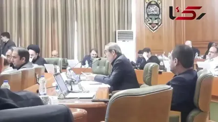 انتقاد عضو شورای شهر تهران از کیفیت آسفالت در معابر شهری: پیمانکاران ضعیف و نظارت ناکافی