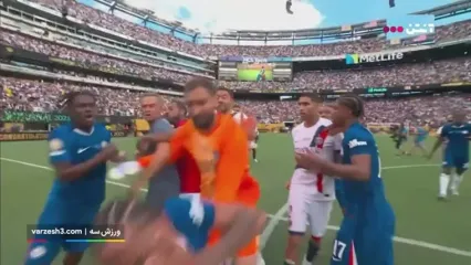 زد و خورد شدید بازیکنان چلسی و پاری سن ژرمن بعد از فینال!