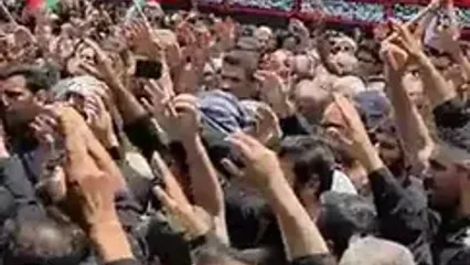 دودمهٔ عزاداران ظهر عاشورای سعادت‌آباد با نوای میثم مطیعی