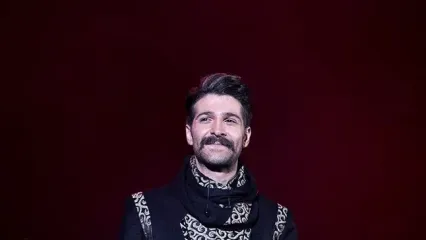 وضعیت غم‌انگیز خواننده مشهور روی تخت بیمارستان