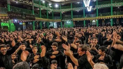 عزاداری باشکوه مردم با نوحه یزدی