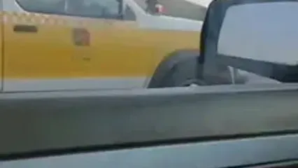 هندوانه ها وسط جاده آسفالت سبز شدند/ اتفاق عجیب در جاده خواجه اهر