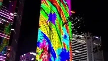 آسمان‌خراش سنگاپوری بوم نقاشی دیجیتال شد؛ ثبت ۳ رکورد جهانی گینس