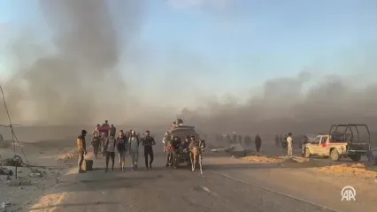 تجمع فلسطینیان گرسنه در محل توزیع کمک‌های بشردوستانه در نوار غزه