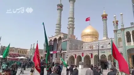 اشک عاشوراییِ شیعیان در حرم حضرت معصومه(س)