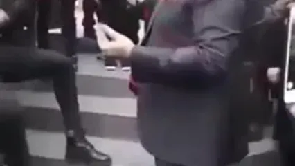 آواز اصیل؛ نوازنده های خیابانی آهنگ ایران میزدن یهو سالار عقیلی اومد خوند غلغله شد