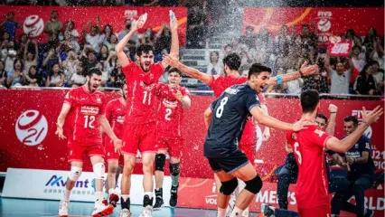 هفت موشک پیاپی متینِ ایران، ایتالیا را ویران کرد