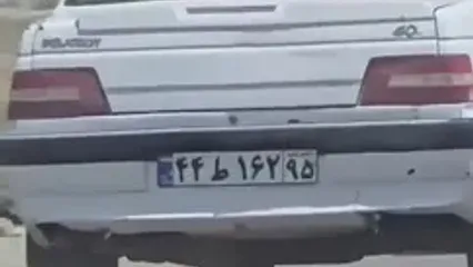 فیلم دستگیری نفس‌گیر سارقان مسلح توسط مردم محلی در ایرانشهر به سرباز!