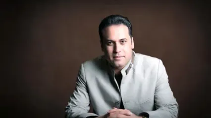 «ای ایران» خواندن وحید تاج پس از رفع ممنوع الکاری