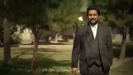نماهنگ یک نفس آرزوی تو با صدای همایون شجریان و بازی حامد بهداد و سحر دولتشاهی