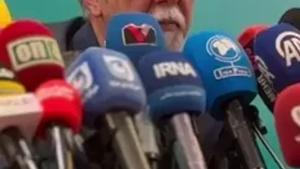زینب موسوی، بلاگر توهین کننده به فردوسی: خودم میدونم دارم چیکار می کنم... / برای از ...تعصبات احمقانه دارم ...!/ من برای کمدی زندان افتادم اینا که مسخره‌بازیه .../ بعدا ....
