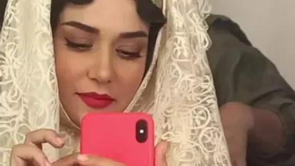 ببینید؛ سفر در زمان؛ «پریناز ایزدیار» در اتاق گریم سریال جیران؛ سال 1402