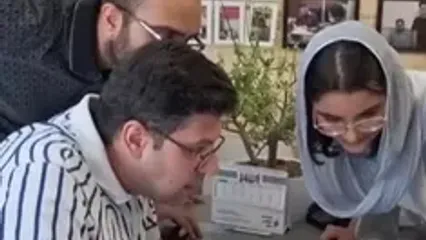 فیلم لحظه‌ای که نفر اول کنکور تجربی رتبه خود را دید