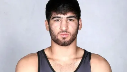 عبدولی با یک پیچ‌کمر برق‌آسا، رقیب قرقیزستانی را درو کرد