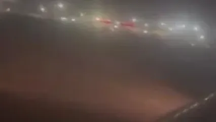 ببینید؛ فریادهای مهماندار از روی وحشت؛ لحظات پراضطراب در پرواز تهران - کرمان