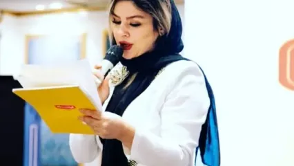 عذرخواهی خانمِ مجری بخاطر کلیپ وایرال شده‌اش در خاکسپاری امید جهان