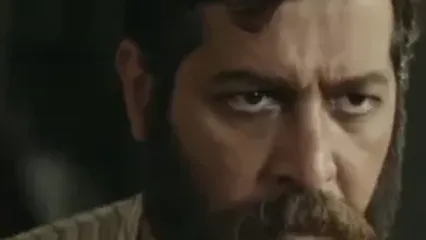 سفر زمان؛ خواستگاری «متین ستوده» از «کامران تفتی» برای «مارچا بیگم» در سریال «مهیار عیار»