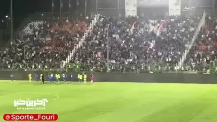 شعار «حیا کن رها کن» علیه عارف آقاسی توسط هواداران استقلال