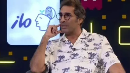 پس‌گردنی محکم ابوالفضل پورعرب به هادی کاظمی!