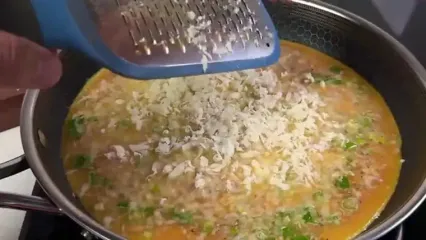 ببینید؛ با تن ماهی و گوجه فرنگی این غذای ساده و جدید آمریکایی را آماده کنید!