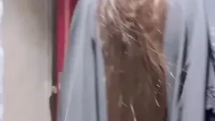 اولین فیلم از همسر رحمان عموزاد هنگام گرفتن مدال طلا / زیبایی پسر عموزاد به مادرش رفته و ...