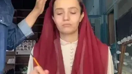 سفر در زمان؛ «دیبا هامون» در اتاق گریم سریال طوبی؛ سال 1403