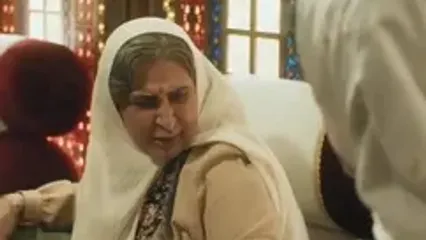 پیری مرجانه گلچین در سریال بامداد خمار