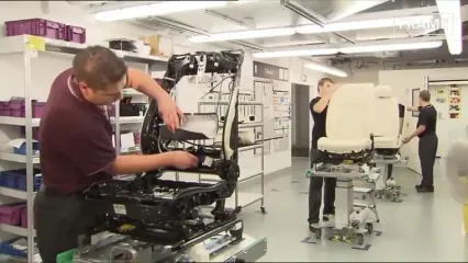 خودروهای لوکس رولزرویس چگونه در کارخانه تولید می شوند؟