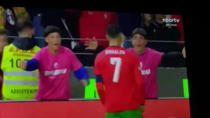 ویدیو: حتی توپ جمع کن‌ها‌ هم از رونالدو تقلید می‌کنند!