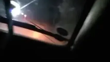 شترهای سرگردان دومین قاتل جاده‌های شرق هرمزگان؛لحظه تصادف