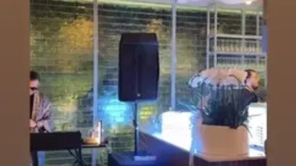 نگاهی به چیدمان مجلل رستوران بهرام رادان و با سلیقه مینا مختاری ../ فقط سقف سه بعدی رستوران ....