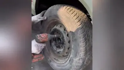 روند بازسازی کامل خودروی افسانه ای لادا 2107 شوروی از نمای نزدیک