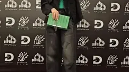 ببینید؛ اکران خصوصی فیلم لاکپشت با حضور نازنین بیاتی