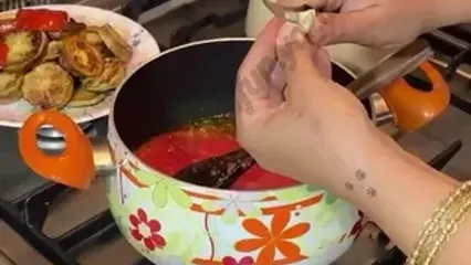 آموزش پخت غذای گیاهی دمی بادمجون