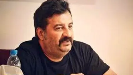 مهراب قاسم‌خانی برای برادر هنرمندش سنگ تمام گذاشت