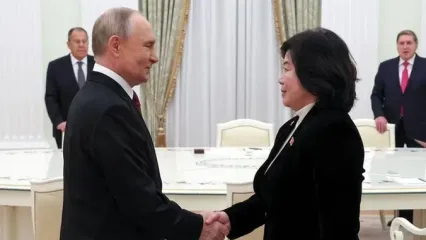 دیدار وزیر خارجه کره شمالی با ولادمیر پوتین