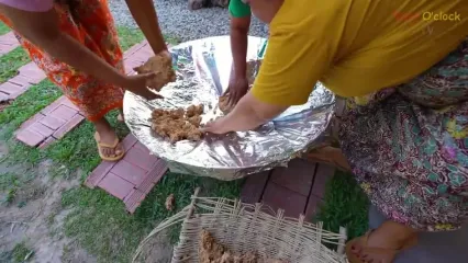 غذای روستایی در سنگاپور؛ پخت ماهی سرخو در نمک