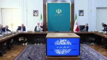 دولت به معنای حاکمیت باید حامی بخش خصوصی باشد/ باید به افزایش قدرت خرید خانوار توجه ویژه داشته باشیم