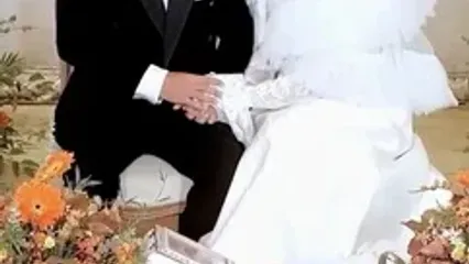 خواندن عقد آریایی آرام جعفری و بابک انصاری توسط مرجانه گلچین!